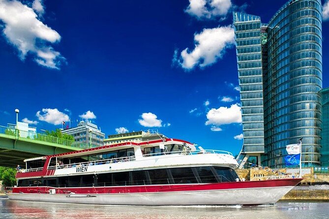 24-hour Hop-On Hop-Off with Ferris Wheel and River Cruise - Riding tips that make the bus feel effortless