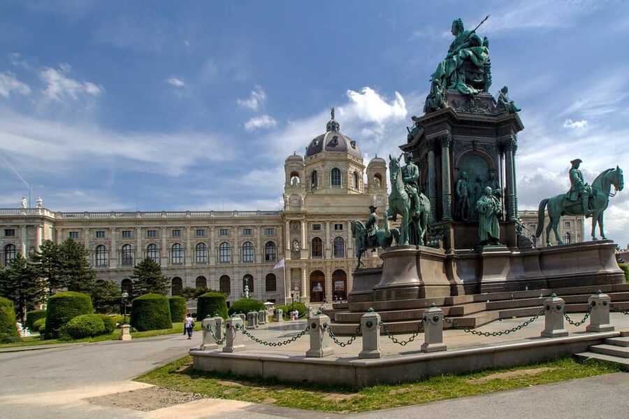 3 hour private tour in Vienna by private car - Key things I’d pay attention to