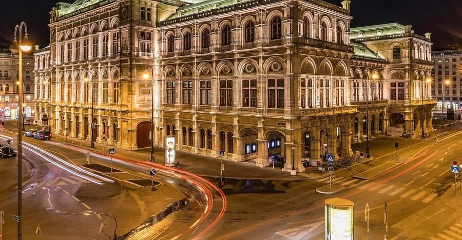 3 hour private tour in Vienna by private car - A 3-Hour Vienna Crash Course by Private Car