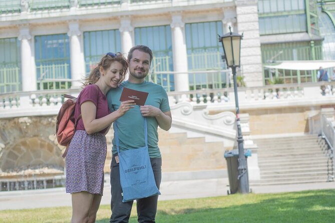 A box for a romantic walk in the city center of Vienna - The Love in Vienna Box: a date you can pace yourself