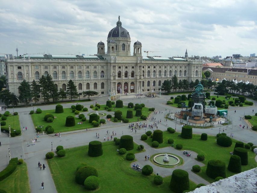 An Introduction to Vienna Walking Tour - Starting at Café Hawelka, then walking Vienna’s contemporary art map