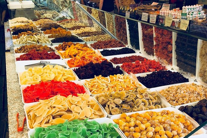 Christmas Markets & Shopping in Vienna - St. Stephen’s Square Christmas market, the taste test you actually need
