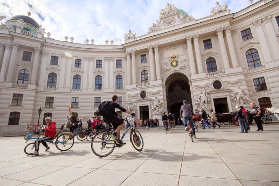 Classic Vienna: 3-Hour Guided Bike Tour - Donau Canal ride past Urania and through Stadtpark