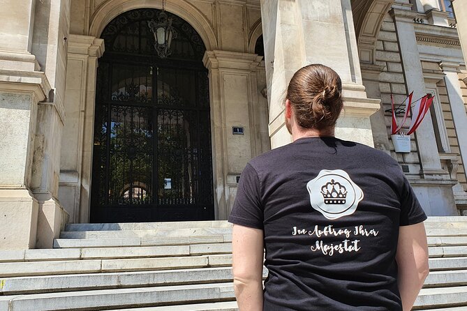 Digital puzzle tour with Marcus Aurelius' order - Navigating Vienna’s squares and alleys with a phone as your co-pilot