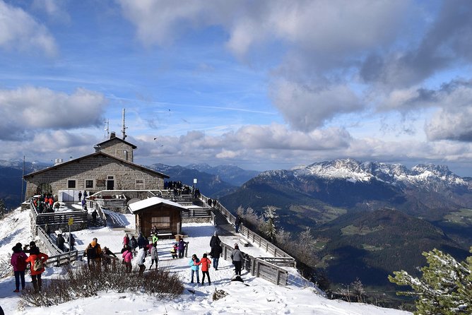 Eagle's Nest and 'The Where Eagles Dare Castle' of Werfen - Guides: what really elevates the day (Lena, Patrick, Manfred)