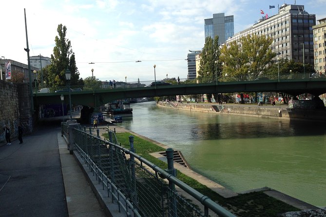 eBike Vienna 90min guided tour - use ebike for the whole day - Duration options, and how to choose 1 hour vs. longer