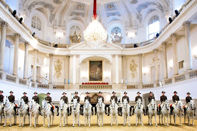 Exciting history tour and discovery of Vienna's secrets - Mozarthaus Vienna: a composer route that makes the names feel real