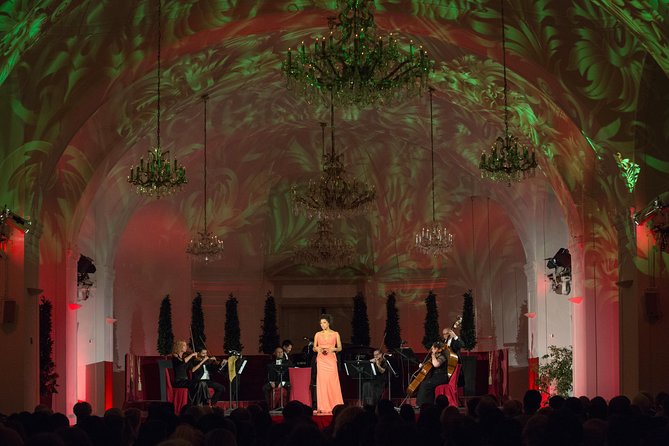 Exclusive Evening at Schönbrunn Palace: After-Hours Audiotour, Dinner, Concert - The Orangery concert: Mozart and Strauss with singers and ballet