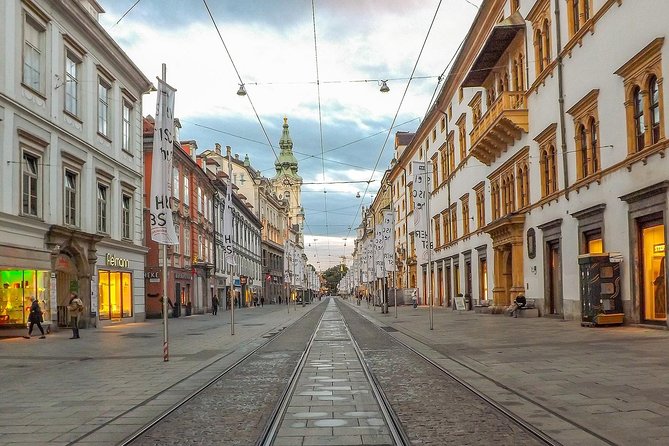 Explore Graz in 60 minutes with a Local - Starting at Rathaus: First Stops, Easy Momentum