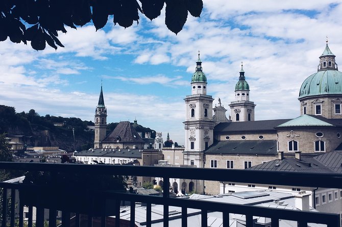 Explore Salzburg in 60 minutes with a Local - Stop 2: Mozart’s birthplace museum, and what to watch for