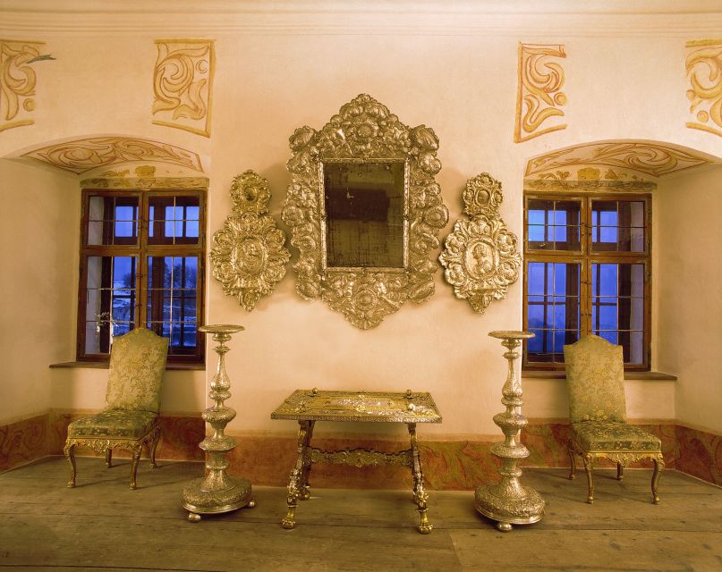 Forchtenstein Castle Admission Ticket & Optional Guided Tour - Gallery of Ancestors: the full-length Vlad portrait and fictional family myths