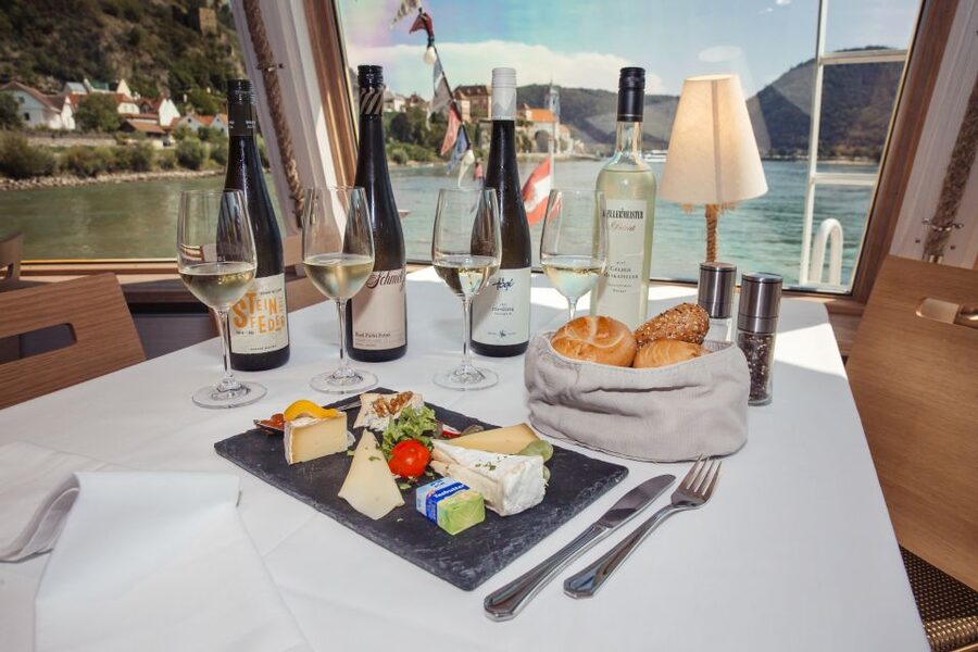 From Melk: 5-Hour Wachau River Cruise - Getting your tickets and finding the right seat in Melk