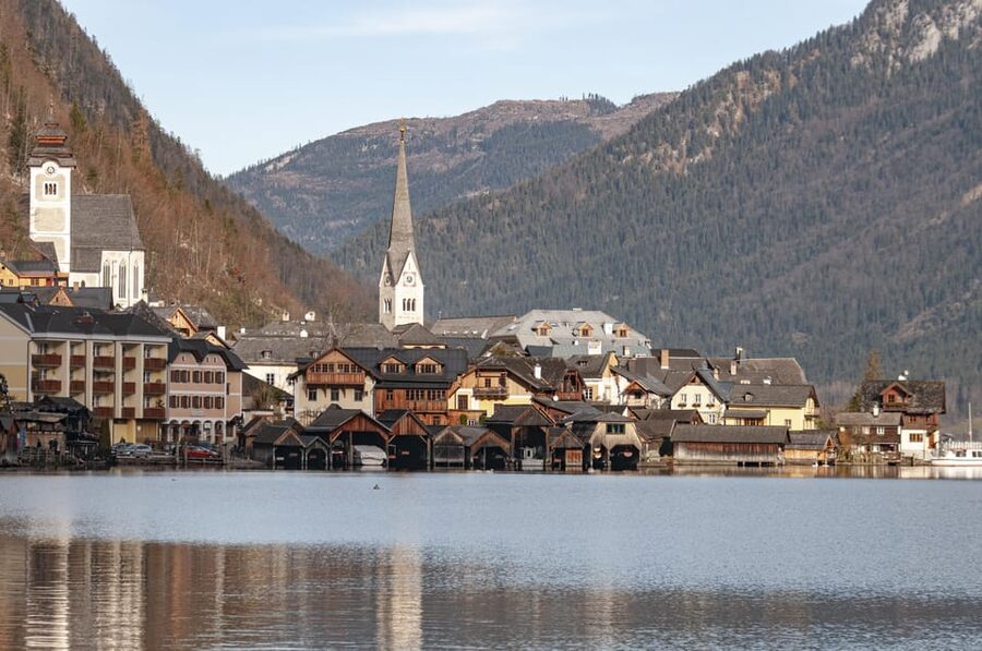 From Salzburg: Hallstatt, St.Gilgen & St. Wolfgang Day Trip - A 7.5-hour private route with relaxed timing from Salzburg