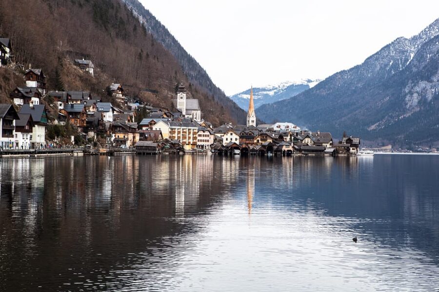 From Salzburg: Hallstatt, St.Gilgen & St. Wolfgang Day Trip - The Wolfgangsee drive: Alps views from the comfort of your seat