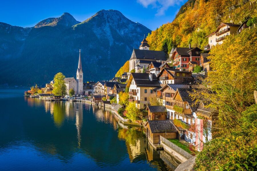 From Salzburg: Private Tour of Hallstatt - St. Gilgen Viewpoint Photos: Quick Stop, Big Reward