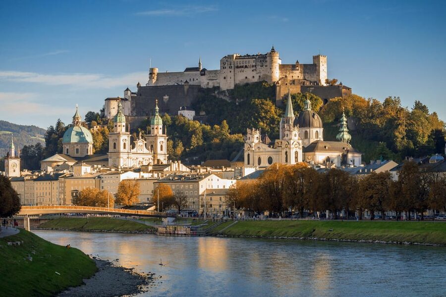 From Vienna: private day trip to Hallstatt and Salzburg - Key points to know before you go