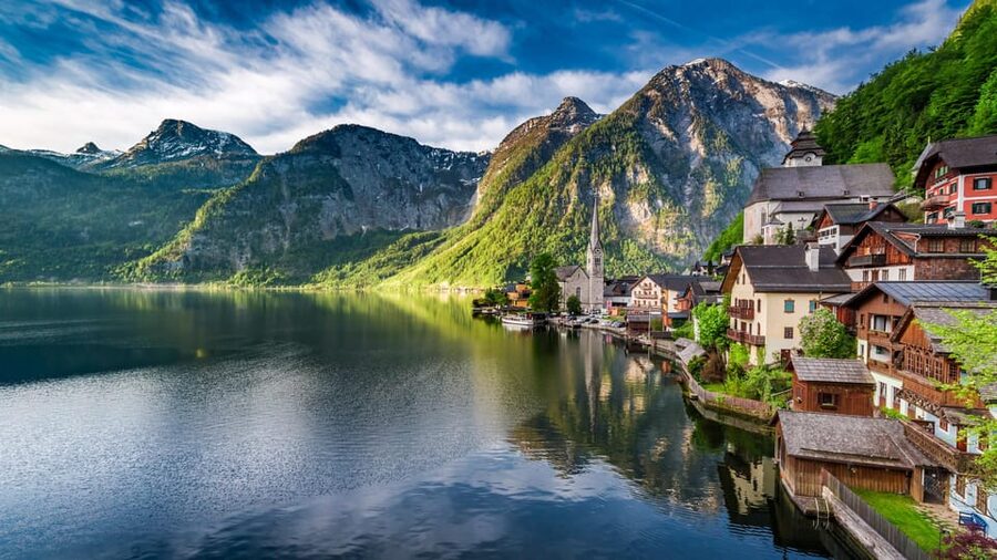From Vienna: private day trip to Hallstatt and Salzburg - Tickets and Meals: The Two Things You Must Plan Yourself