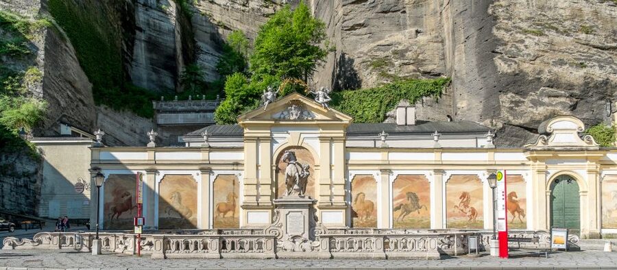 From Vienna: Sound of Movies Musical Tour to Salzburg - From Vienna pickup to the Alps, how the day starts