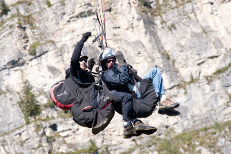 Fügen: Early Bird Superhigh Flight - The safety briefing in Fügen: where confidence gets built