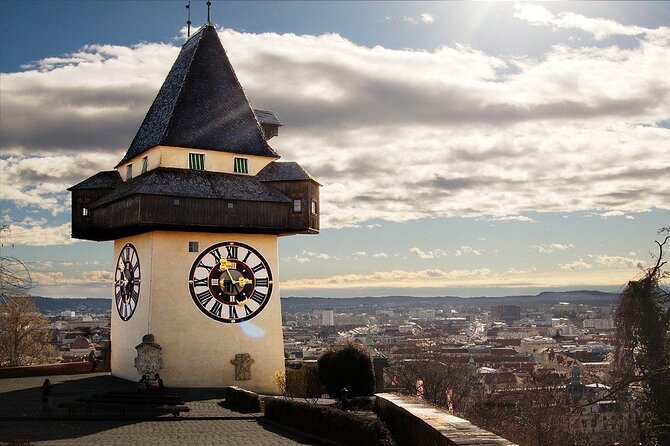 Fun & mobile scavenger hunt through Graz - Where You Start, Schlossberg, and Why It Works