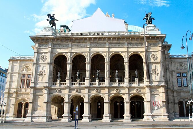 Fun & mobile scavenger hunt through Vienna - Key Things That Make This Vienna Hunt Fun