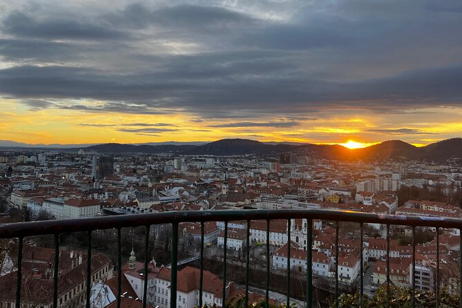 Graz Funicular Ride and Schlossberg Picnic Experience - Graz Museum Schlossberg: the one optional ticket