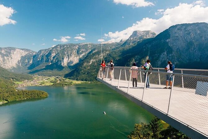 Guided excursion to Hallstatt in the Salzkammergut from Vienna - Vienna Forest to Schallaburg, a road trip with real stops