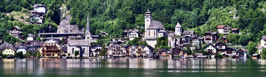 Hallstatt, St Gilgen Private Tour From Salzburg - Should you book this private Hallstatt and St Gilgen tour?