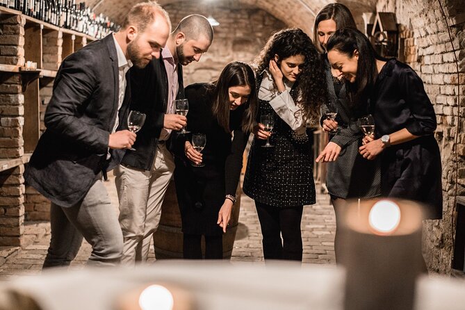 Hidden Wine Cellars Vienna - on the tracks of the Viennese wines - Stop 3: Third Cellar and the Finish at Schwedenplatz