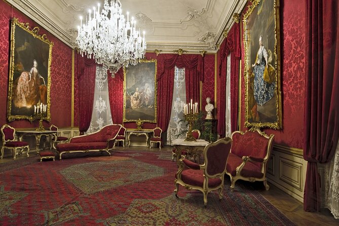 Hofburg Palace, Sisi Museum Vienna Skip-the-Line Guided Tour - Transfers and getting back: when pickup is included, and when it is not