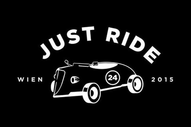 Hotrod Moonlight Tour -evening tour with PRATER ferrys wheel ride - Hotrod Moonlight Tour in Vienna: The Easy Pitch