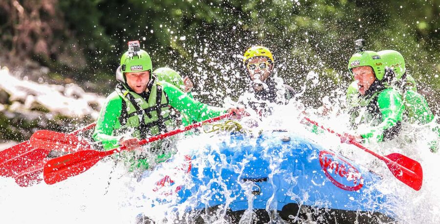 Imst: Rafting the Imster Gorge - Safety briefing and coach transfer: how they get you ready fast