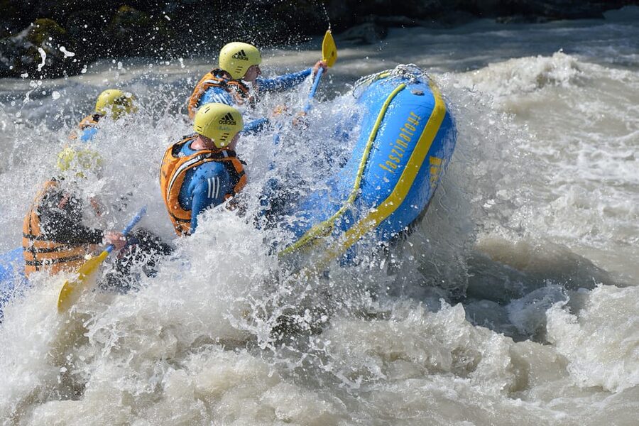 Imster Schlucht: White-Water Rafting in the Tyrolean Alps - Gear, guides, and safety: what you should expect on the Inn
