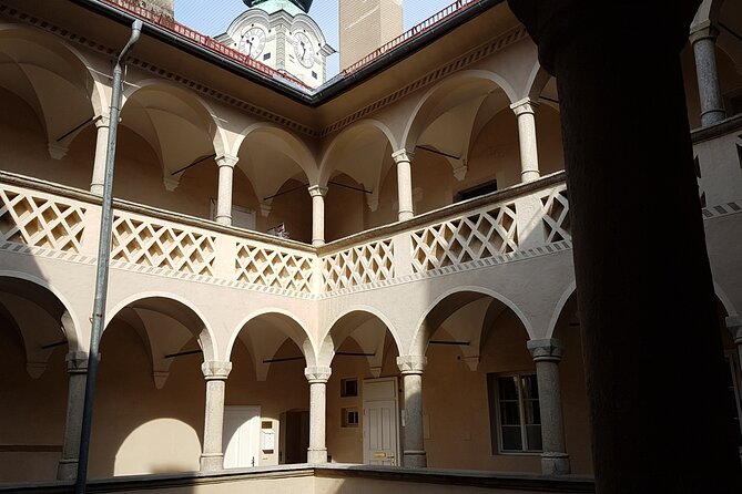 In-depth private tour through every corner of Klagenfurt - Landhaus and the Fürstenstein: Carinthia’s old power room