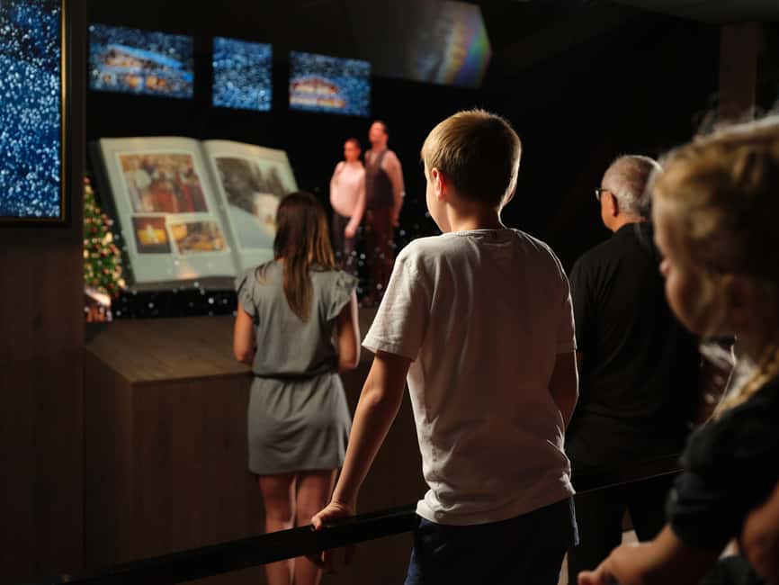 Innsbruck: EXPERIENCE TIROL - Immersive Show Flex Ticket - The Peaks Room: fly over Tyrol’s highest mountains