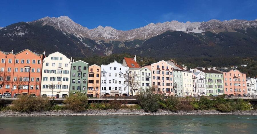 Innsbruck: Express Walk with a Local in 60 minutes - Quick Highlights You’ll Feel Right Away