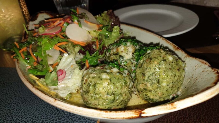 Innsbruck: Food Walking Tour with a Licensed Guide - What the 3.5 Hours Actually Feel Like
