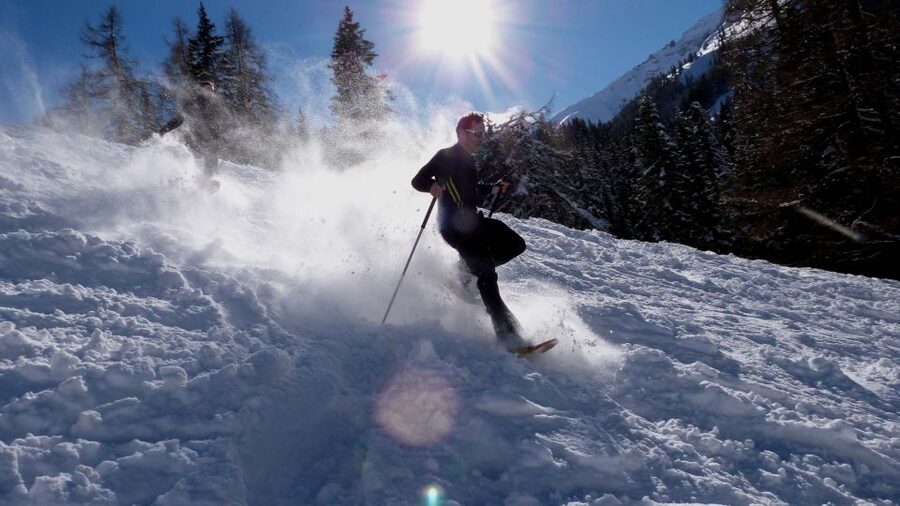 Innsbruck: Priv. Guided Snowy Mountain Hike /Snowshoe´s - Patscheralm and Boscheben: quiet breaks, photo moments, and a sense of place