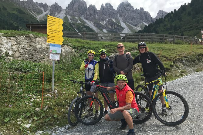 Innsbruck Scenic eBike Tours - Alpine viewpoints and small-town wandering on two wheels
