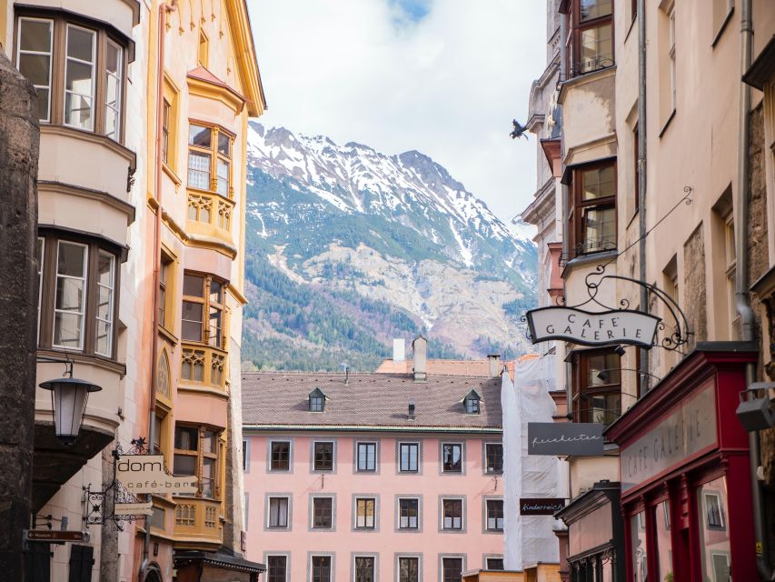 Innsbruck: Tour with Private Guide - Language options, and why one word can change your day