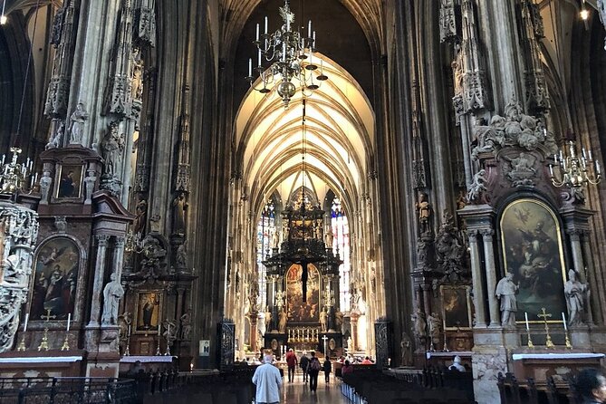 Introducing Vienna Walking Tour: The Capital of the Habsburgs - Joseph’s Square, Maria Theresia, and the Albertina drawing collections