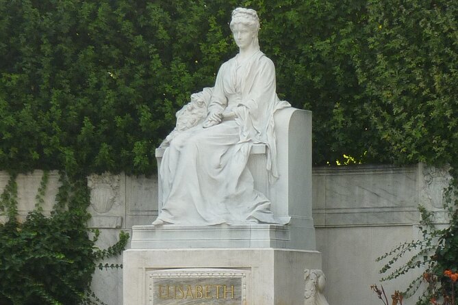 Introducing Vienna Walking Tour: The Capital of the Habsburgs - Who should book this Vienna Walking Tour?