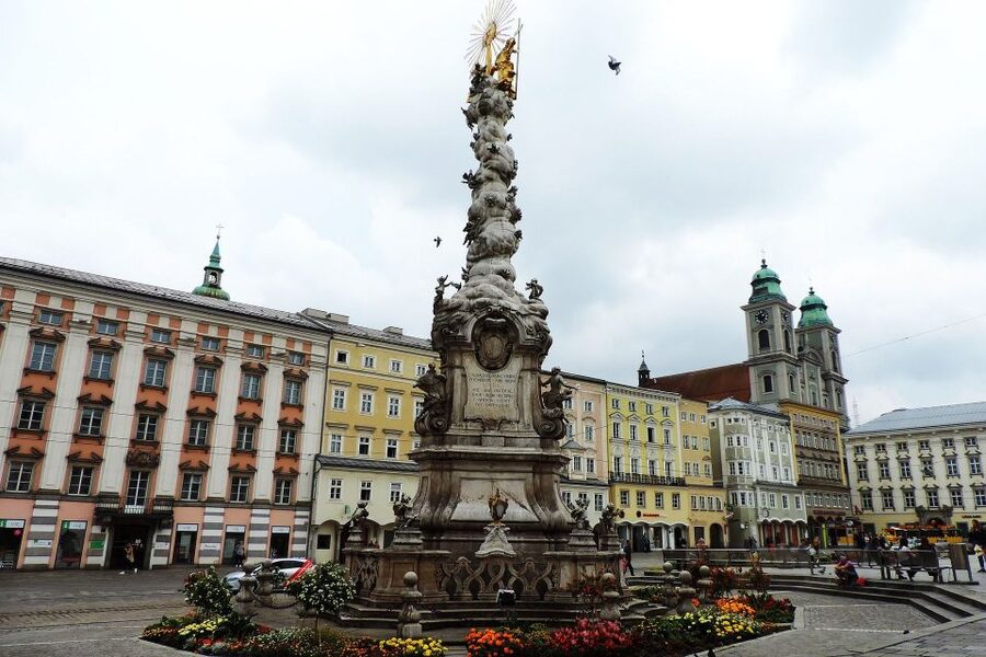 Linz Private Walking Tour - Linzer Torte time: the world’s oldest cake recipe story