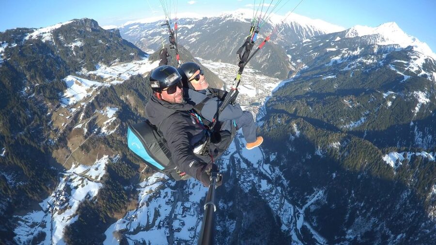 Mayrhofen: Private Paragliding Flight - All Levels - Freedom - The 20-25 Minute Flight Over the Zillertal Alps