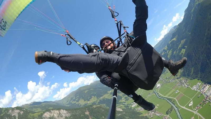 Mayrhofen: Private Paragliding Flight - All Levels - Freedom - Where You Meet: Penkenbahn in Summer, Penkenjochhaus in Winter