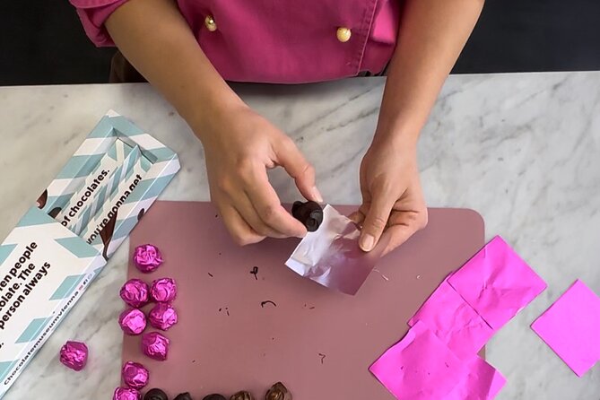 Mozart Kugel Workshop in Chocolate Museum Vienna "BO-YO" - Practical Tips So Your Chocolate Comes Out Right