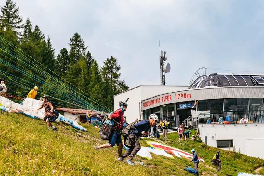 Neustift im Stubaital: Tandem Paragliding Flight - Booking Fit: Who Should Choose This Tandem Paragliding Flight