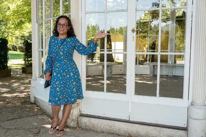 Original Sound of Music Full-Day Private Tour - Mirabell Gardens, Do-Re-Mi Steps, and the City-Friendly Finish
