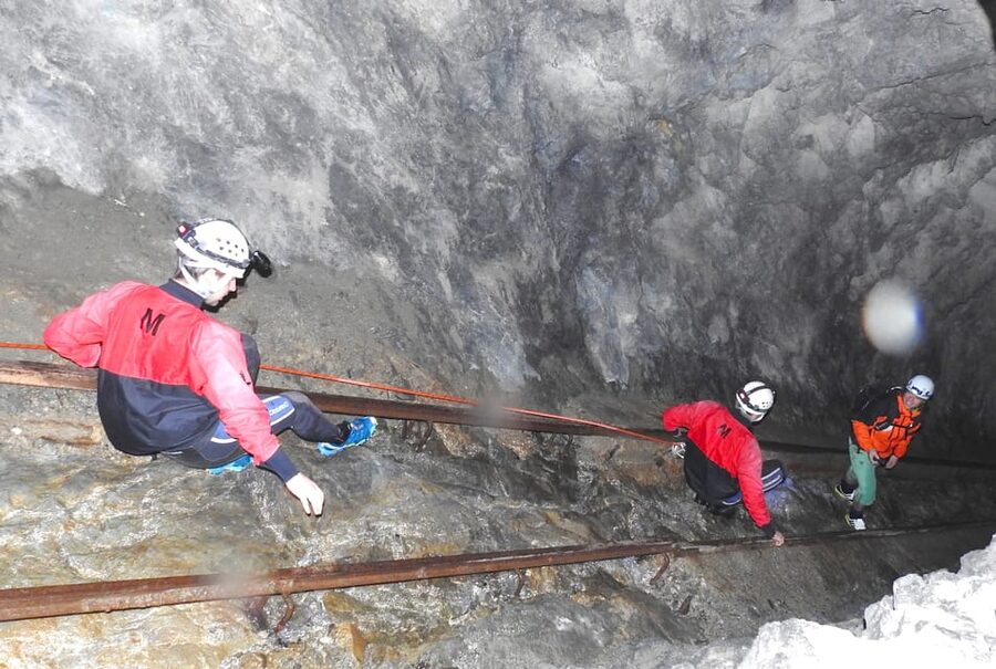 Ötztal: Guided Cave Tour for Beginners - Your Guide, the Tunnel System, and Machinery You Can Actually Picture
