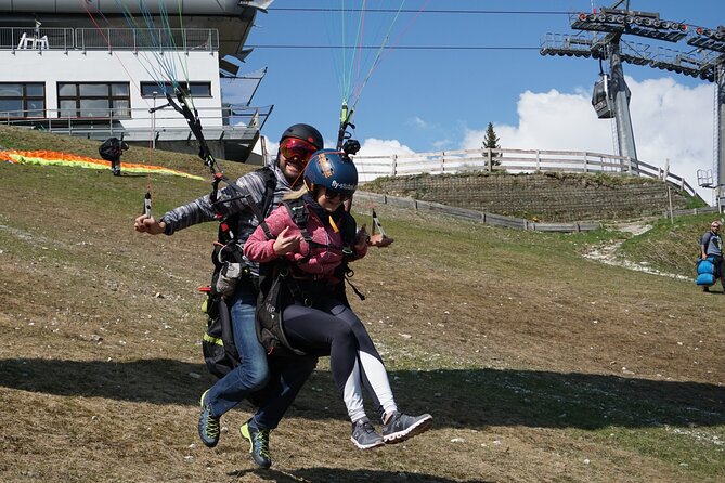 Paragliding in the morning - Where the morning starts at Elferliften in Neustift im Stubaital